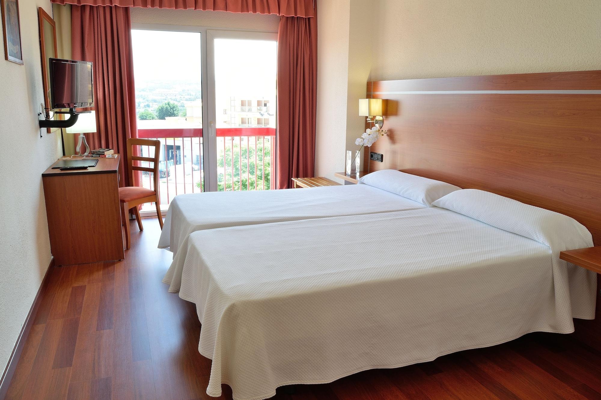 Hotel Mari Carmen Guadix Buitenkant foto