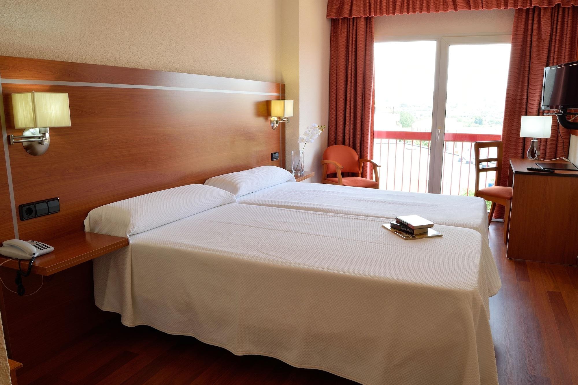 Hotel Mari Carmen Guadix Buitenkant foto