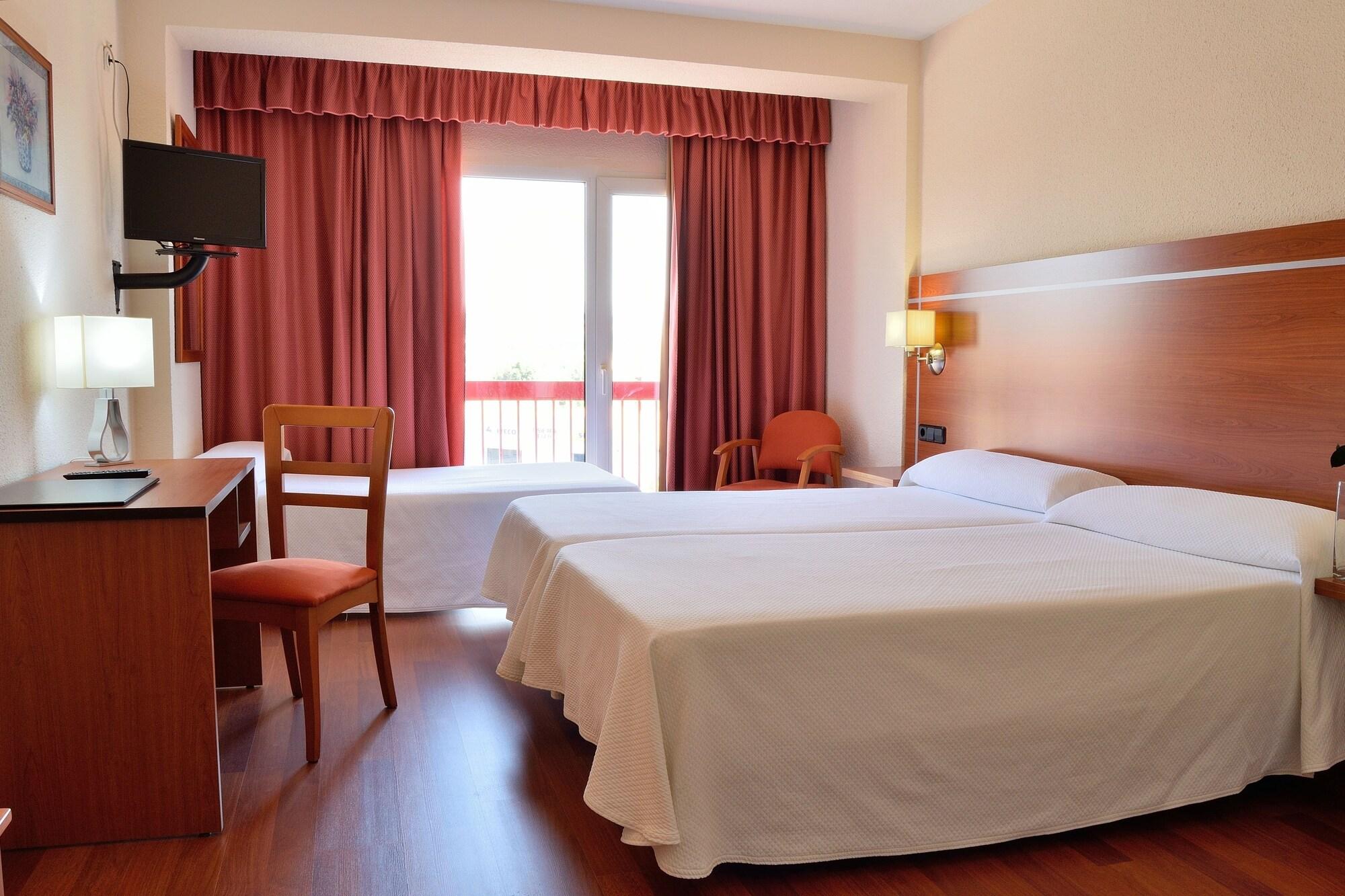 Hotel Mari Carmen Guadix Buitenkant foto